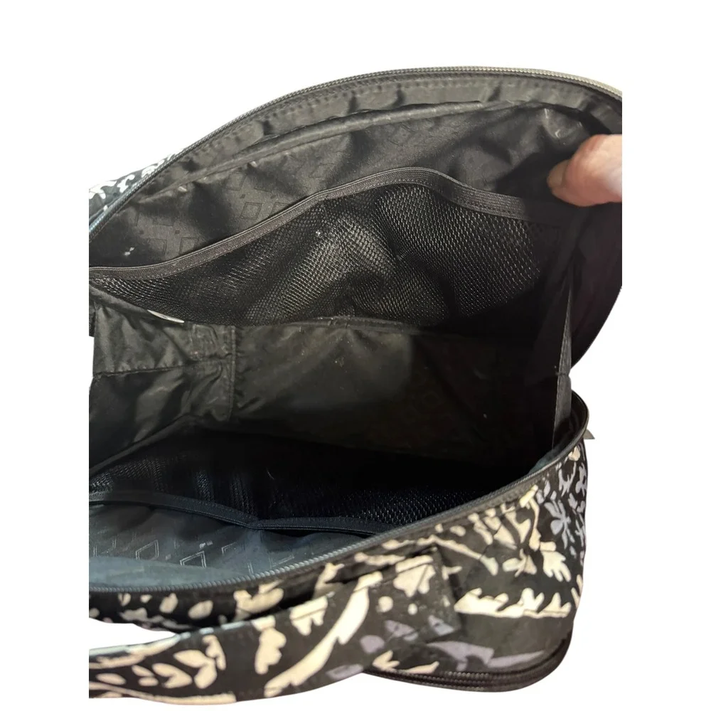 Vera Bradley Train Case Cosmetic‎ Makeup Bag Travel Organizer Black Paisley